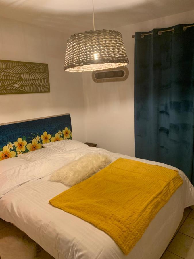 Appartement Le Camelia à Tallard Extérieur photo